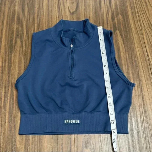 Vanquish Fitness Blue 1/4 Zip Workout Active Sleeveless Crop Top Women’s Size L - Picture 7 of 9